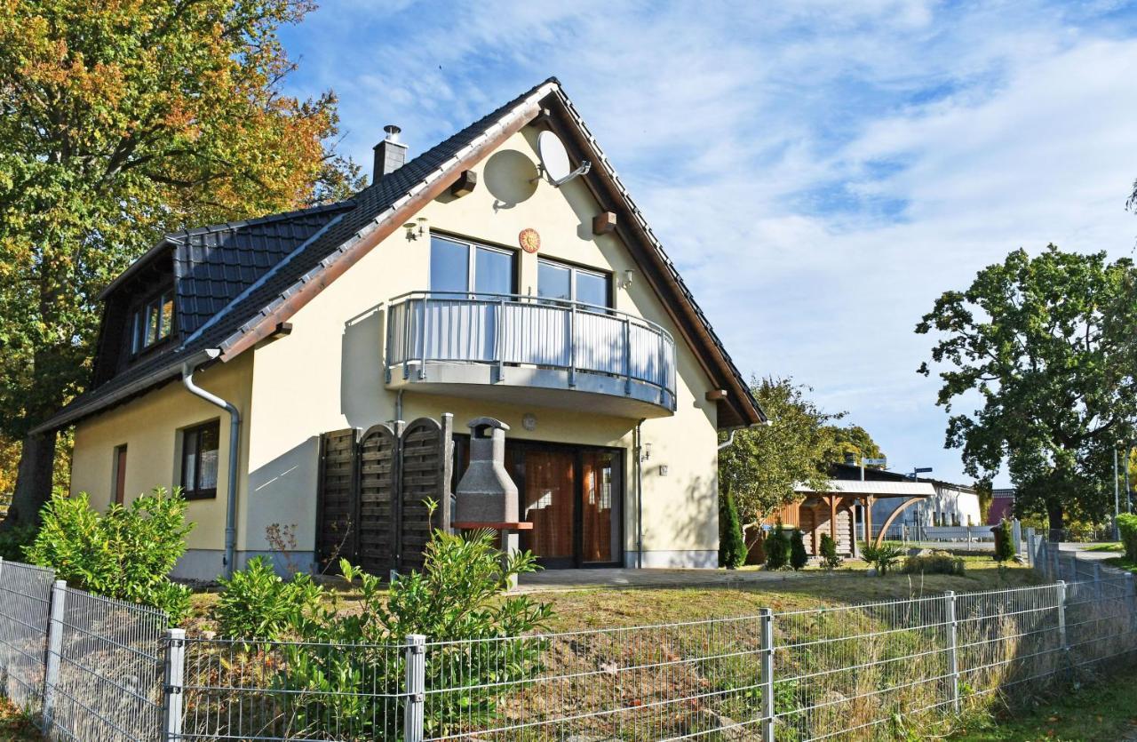 Schoenes Ferienhaus Mit Kamin Und Sauna Im Ostseebad Sellin Екстериор снимка