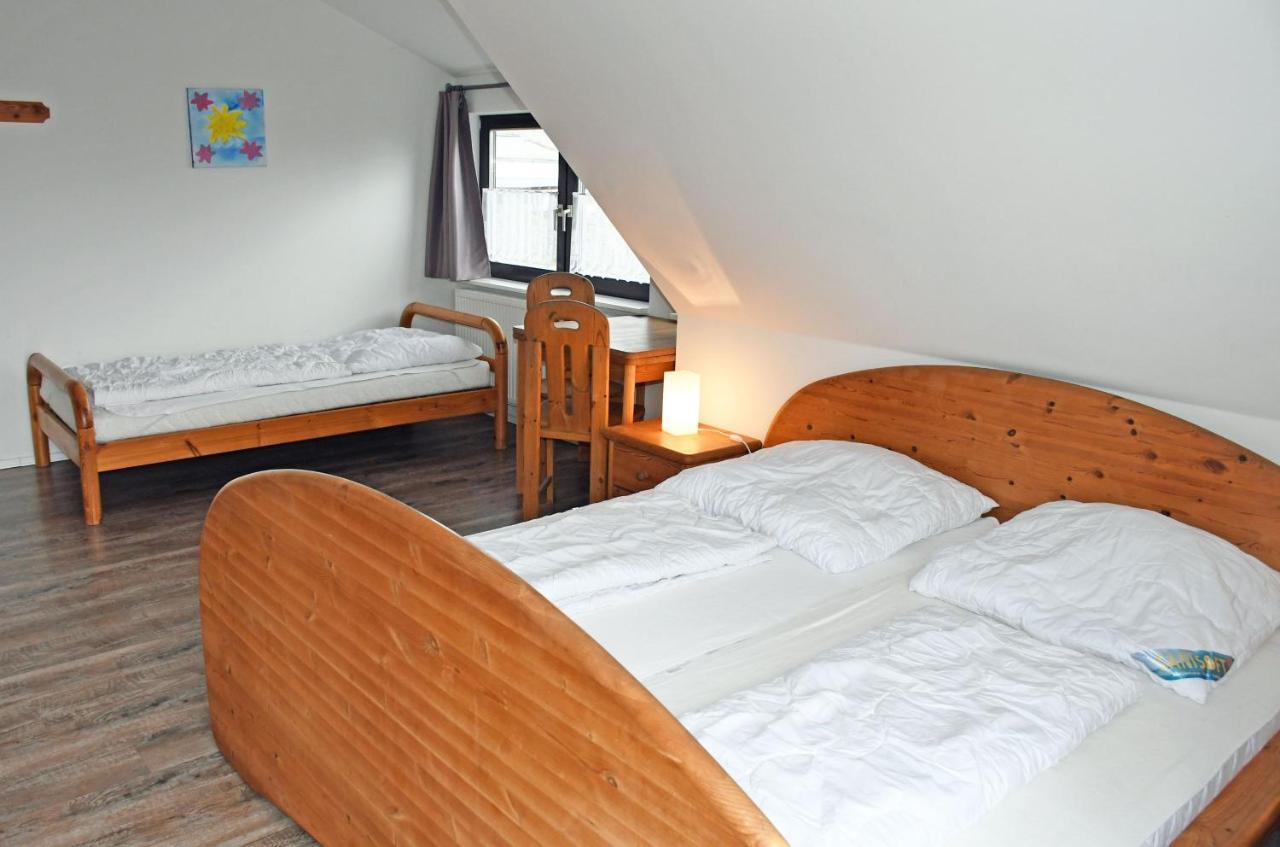 Schoenes Ferienhaus Mit Kamin Und Sauna Im Ostseebad Sellin Екстериор снимка
