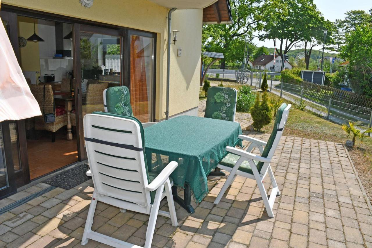 Schoenes Ferienhaus Mit Kamin Und Sauna Im Ostseebad Sellin Екстериор снимка
